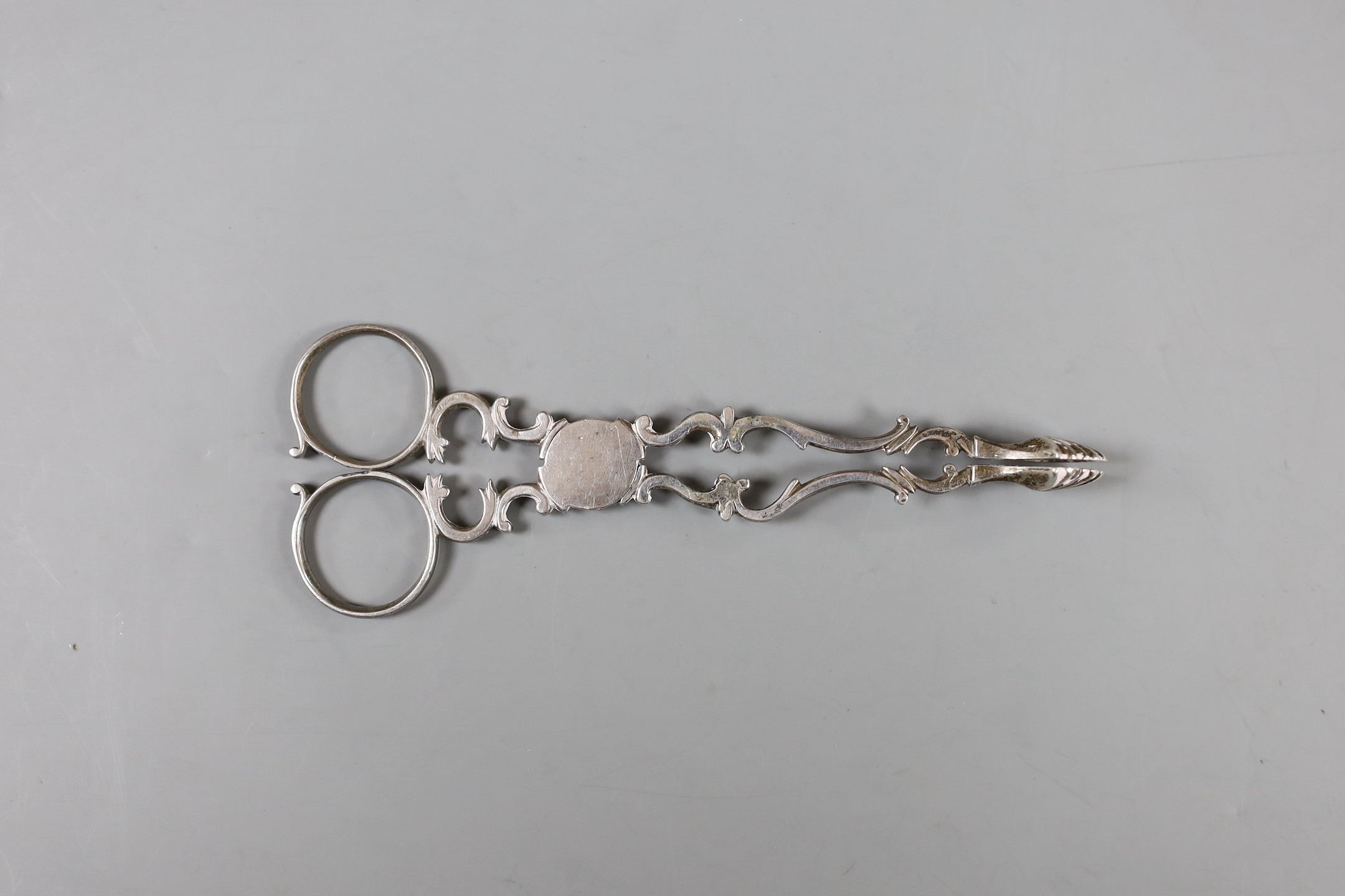 A pair of 18th century silver sugar nips, James Graham? London, circa 1770, 12.7cm.